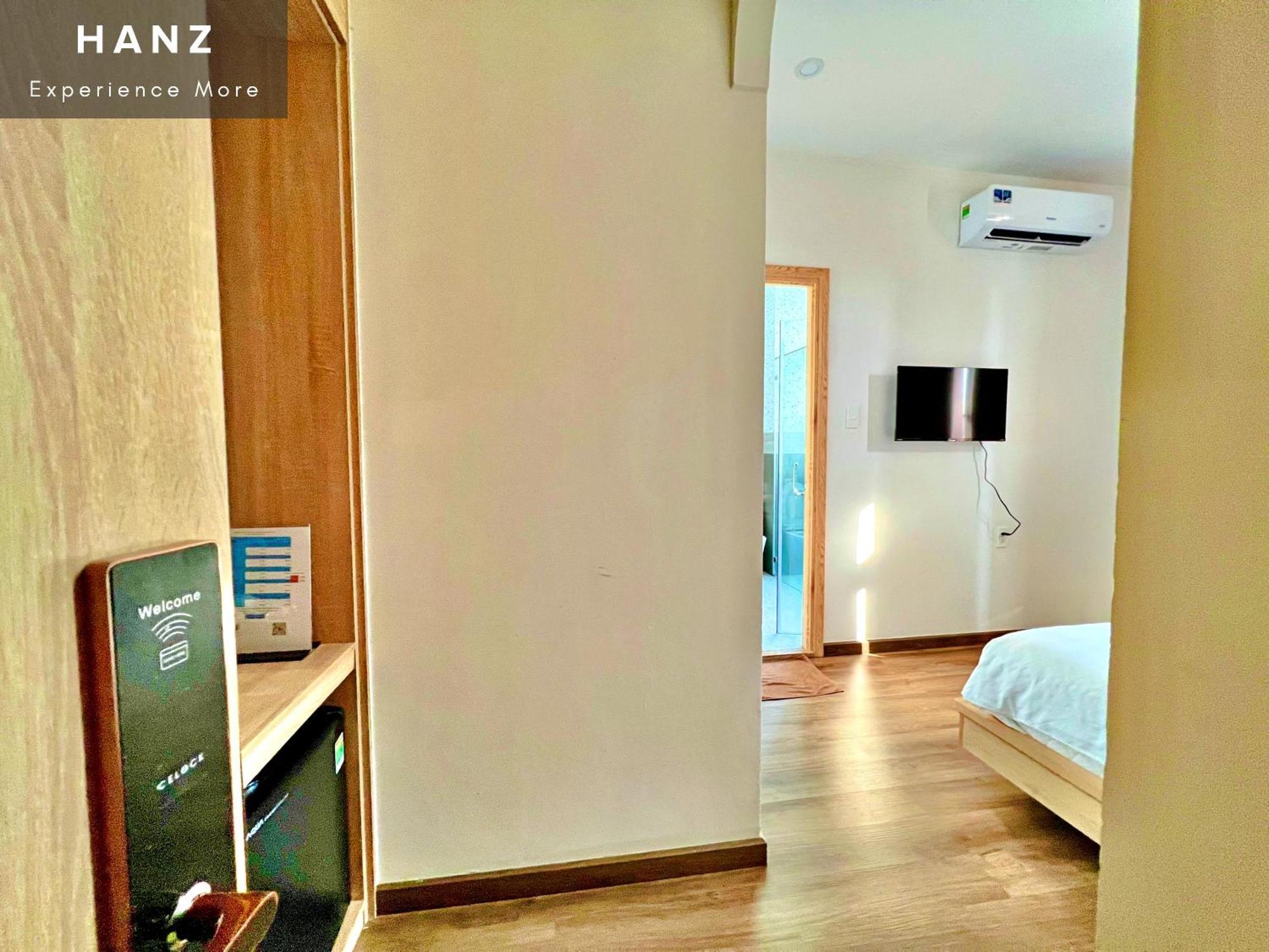 Hanz Sofia Grand Lago Phu Quoc Rom bilde